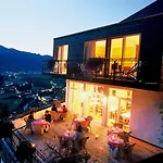Alpine Haus Hirt Hotel