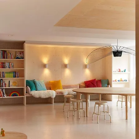 מלון Alpine Haus Hirt