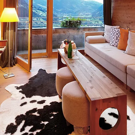 Hotel Alpine Haus Hirt