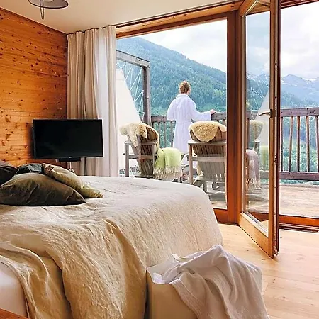 Alpine Haus Hirt Hotel 4*