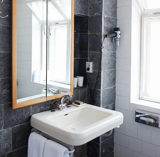 Alpine Haus Hirt Otel 4*