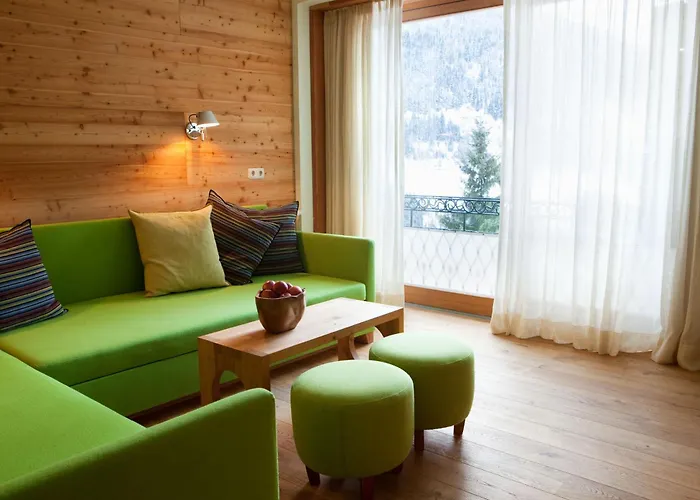 Alpine Haus Hirt Otel 4*