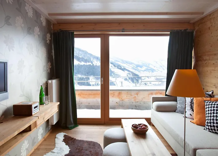 Alpine Haus Hirt Otel 4*